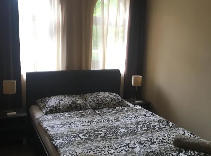 B11 * Balatonföldvár